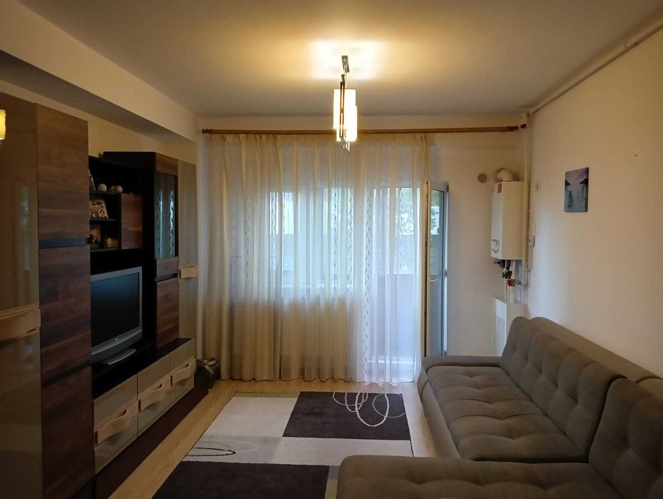 Proprietar inchiriez ap. cu 2 cam. - Residence Militari