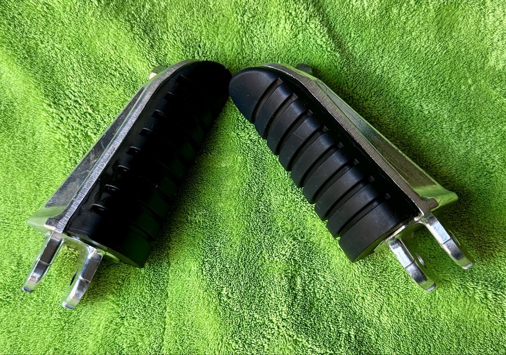 Piese originale Suzuki V-Strom 650 / set oglinzi nu OEM