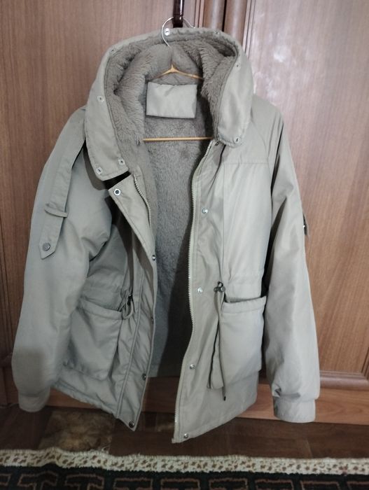 Одежда женская срочно продам