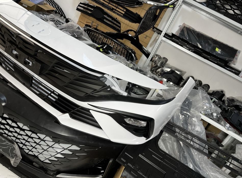 Huyndai Elantra бампер в наличии