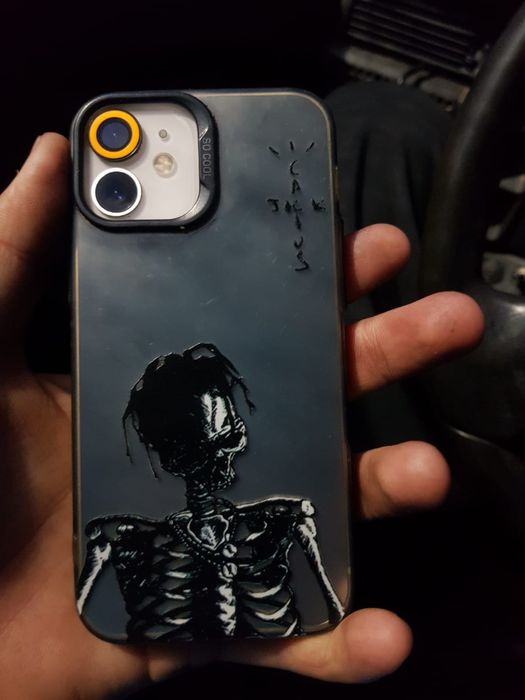 Продаю Айфон 12 мини