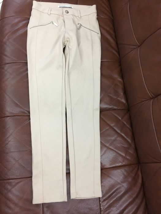 Pantaloni "Stradivarius" exceptionali+cadou