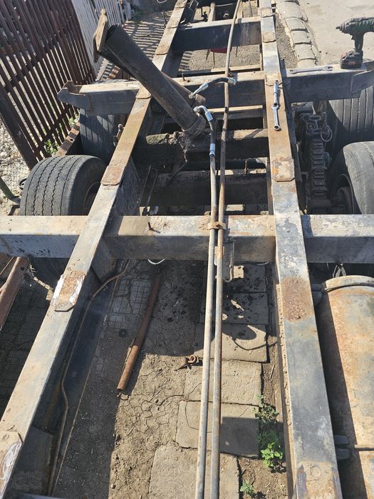 Цилиндри за ПТС-9-12
150лв/бр.