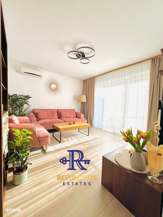 Comision 0! Ap. la cheie, în bloc mic, zonă de case-Grand Hotel Italia