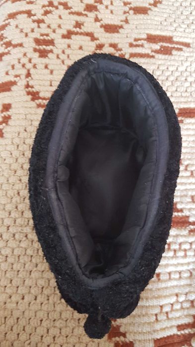 Шапка женская. Размер 56? Б/у.