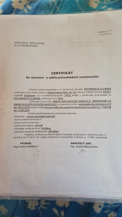 Casă de vânzare LA Drăgășani