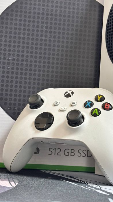 XBOX Series S | 512gb | 1 джостик | в отличном состоянии