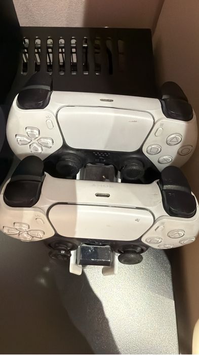 PS5 с дисководом + 2 джойстика