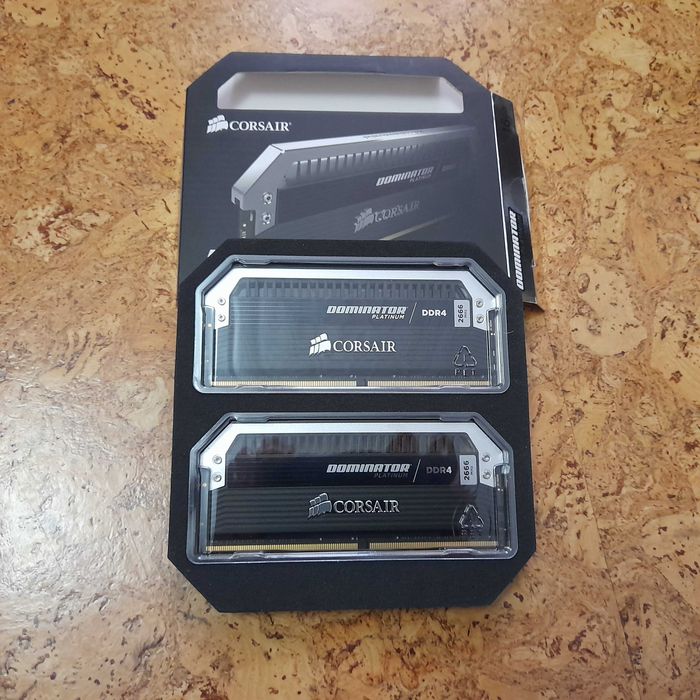 Продавам RAM памет, две плочки по 8 GB