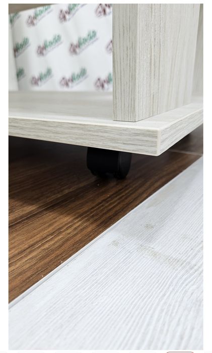 Журнальный столик. Район Встречи