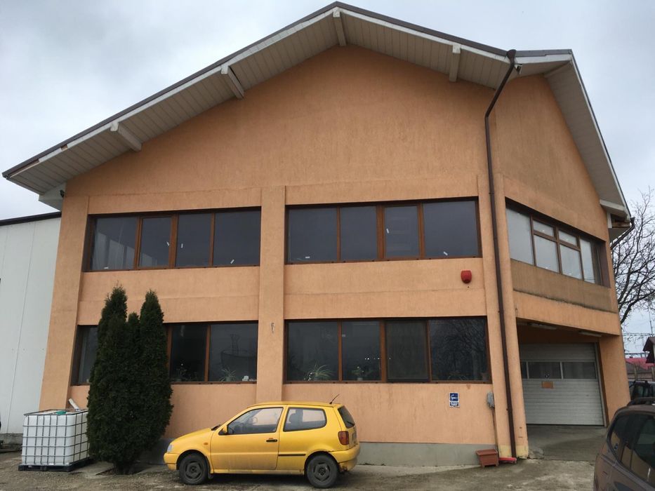 Vanzare sau inchiriere Hala + birouri ( service auto )