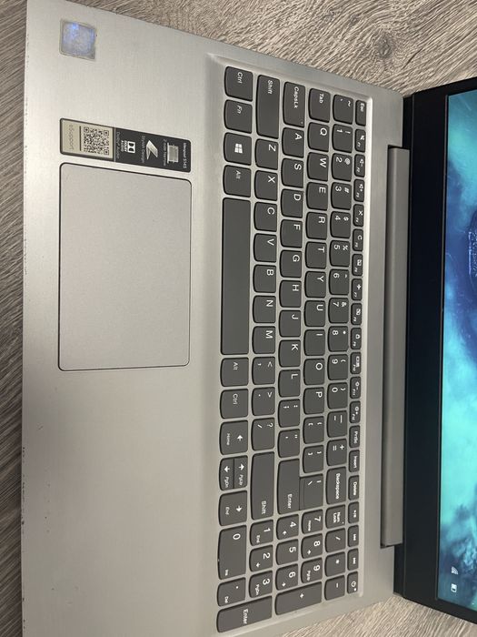 Vand Laptop Lenovo