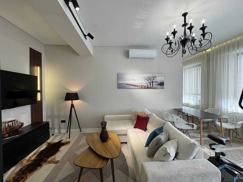 *Итальянский квартал Дархан,метро Х.Алимджан 2к квартира с арендатором