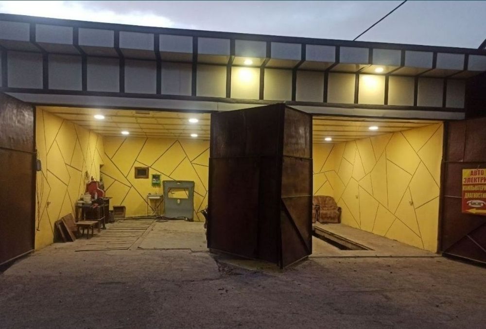 Нежилое помещение возле дороги сдам в аренду 2 бокса