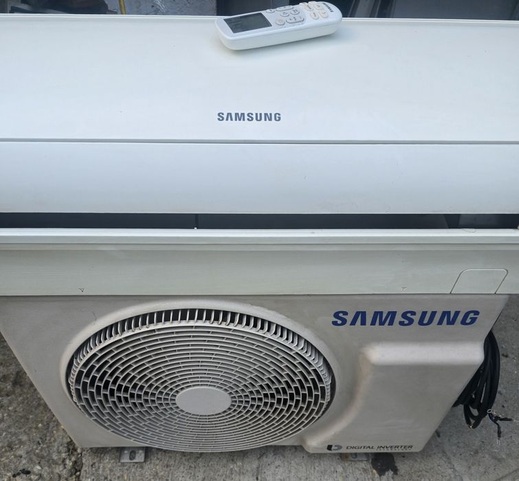 Aer connditionat Samsung, inverter, cu montaj inclus
