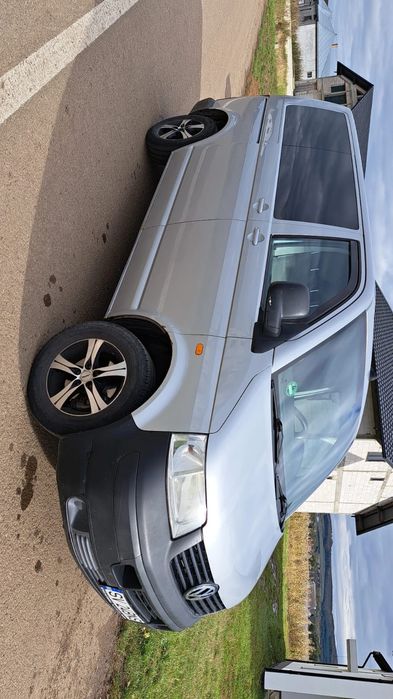 VOLKSWAGEN Transporter 2005 — imagine 1