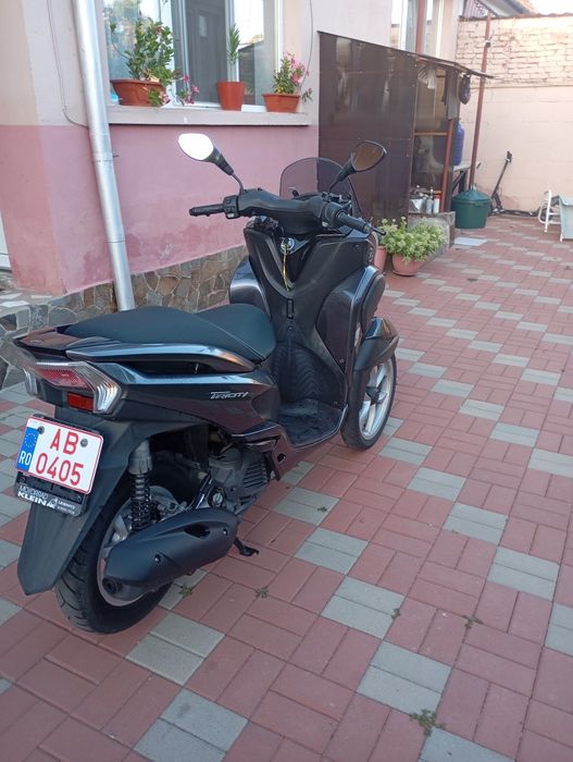 Vând Scuter Yamaha Tricity 125