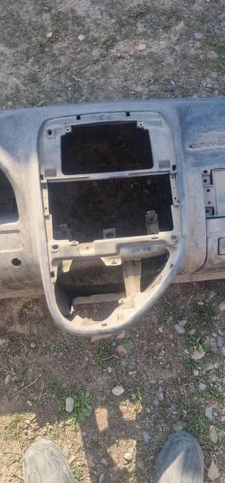 Продам панель на в кузове 638.