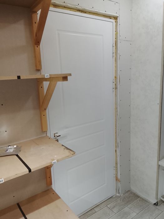 Eshik krashniy magnitli ruchkasi bilan