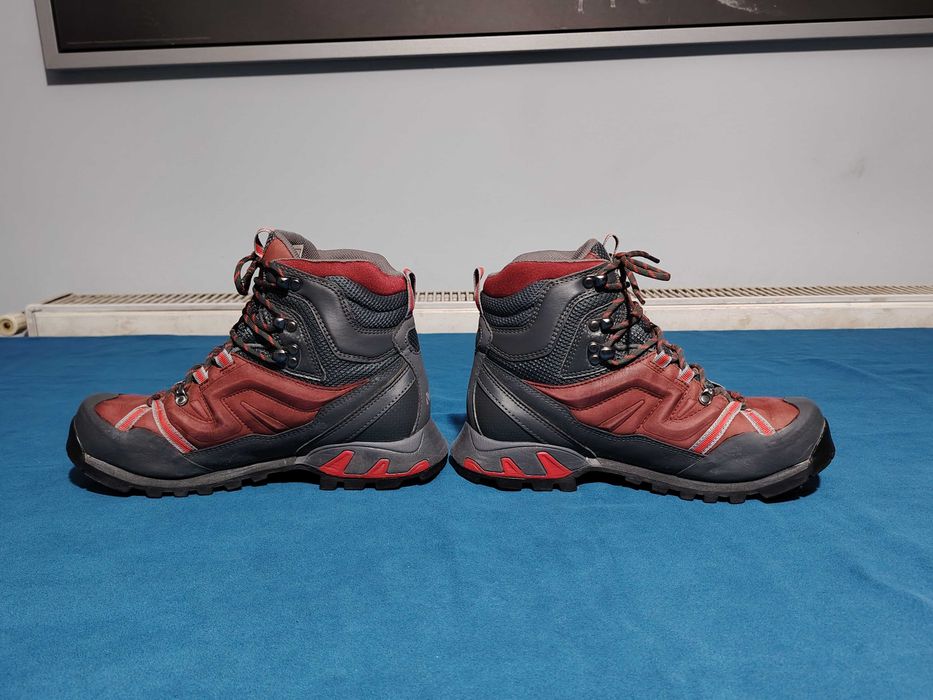 MILLET ghete de munte de damă, mr 39 1/3, interior 25 cm cu un defect