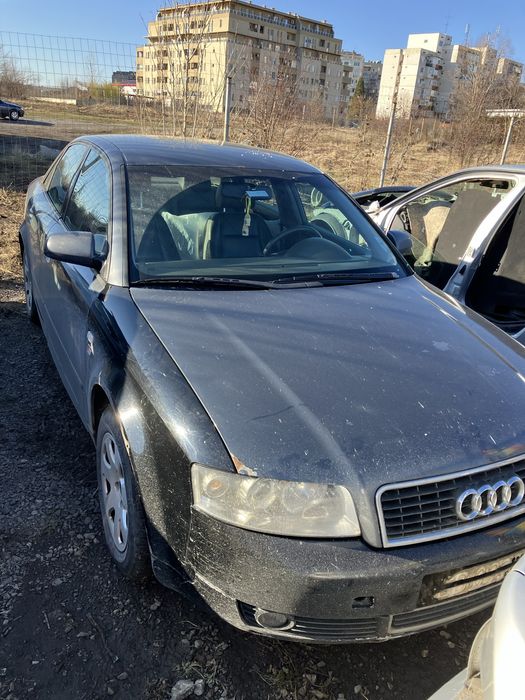 Ауди А4Б6 1.9 131к.с. На части