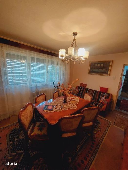 Apartament 4 camere, 83 mp, balcon, etaj 2 din 4, Manastur — fotografia 2