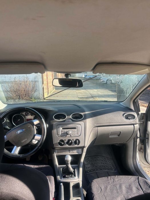 Ford Focus 2009 diesel, 2.248 € — imagine 4