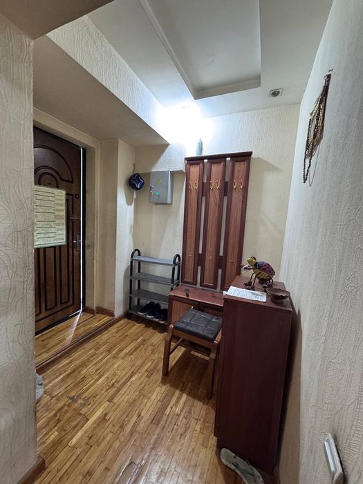 Квартира продается 5в4/2/9 на Ц1