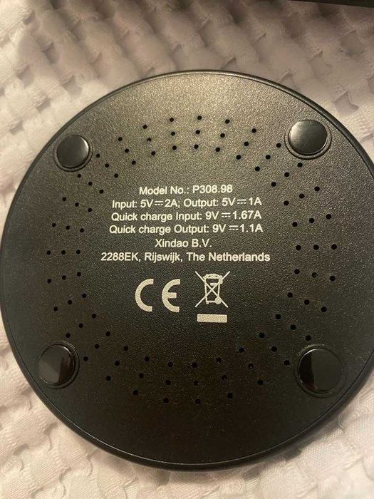 Wireless 10W Fast Charging PAD, Black, P308.983