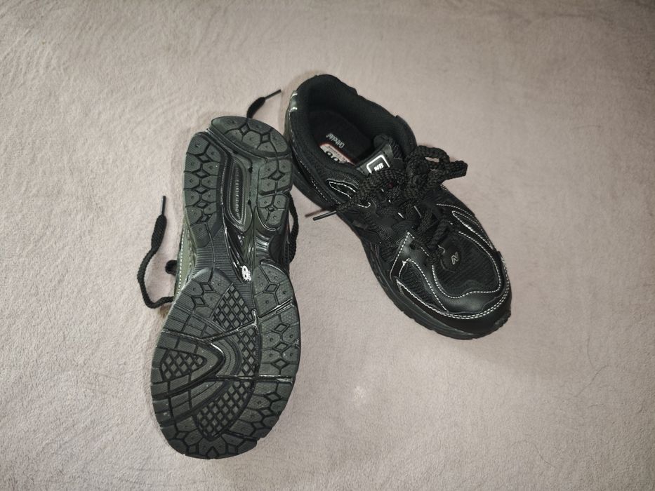 Кроссовки унисекс