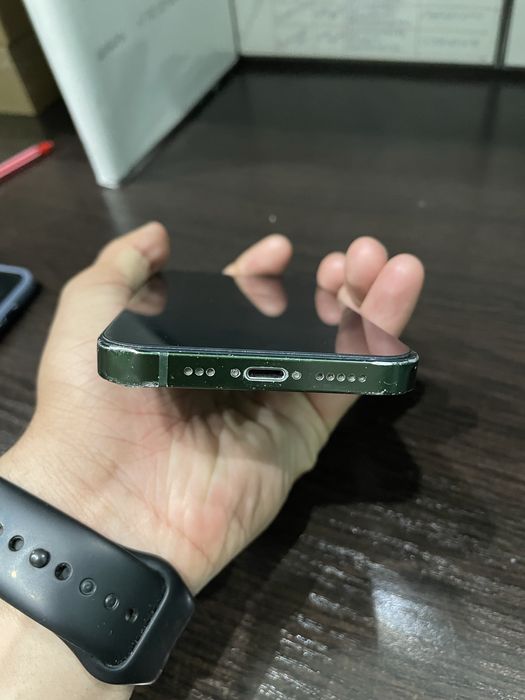 Apple IPhone 13 б/у