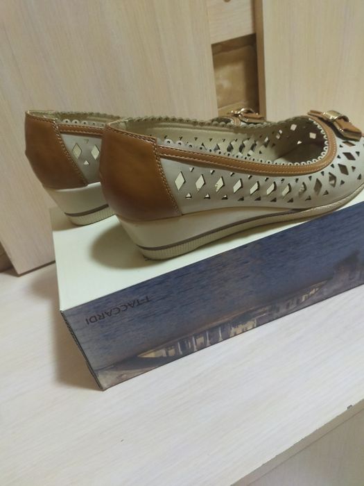 Туфли женские продам