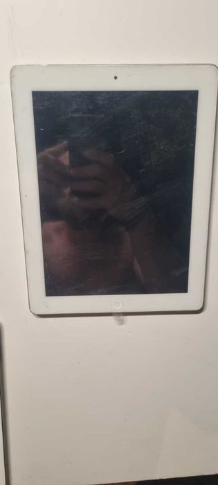 LOT 4 x Apple iPad – iPad 2 + iPad 3 + iPad 4