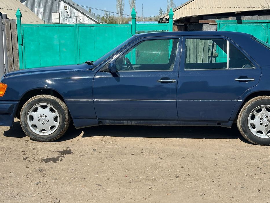 Продам Мерседес W124