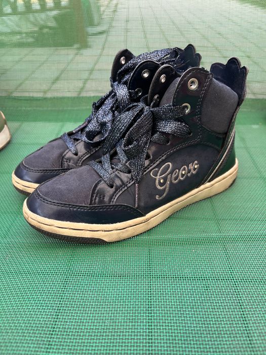 Кроссовки Geox  на девочку 32,33,36,37