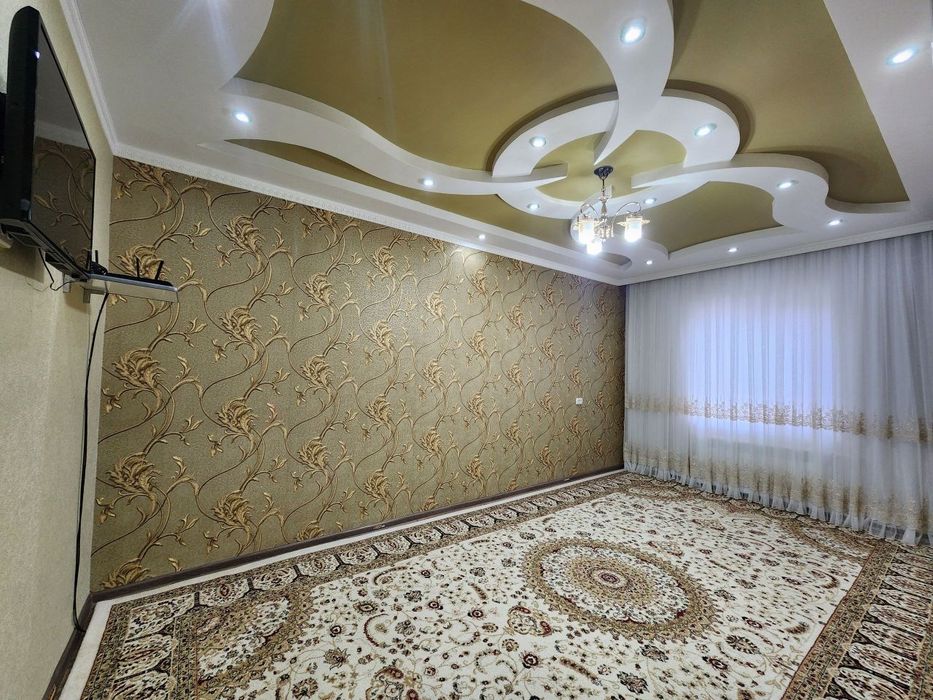 3 хонали квартира 5микр.ж.сотилади