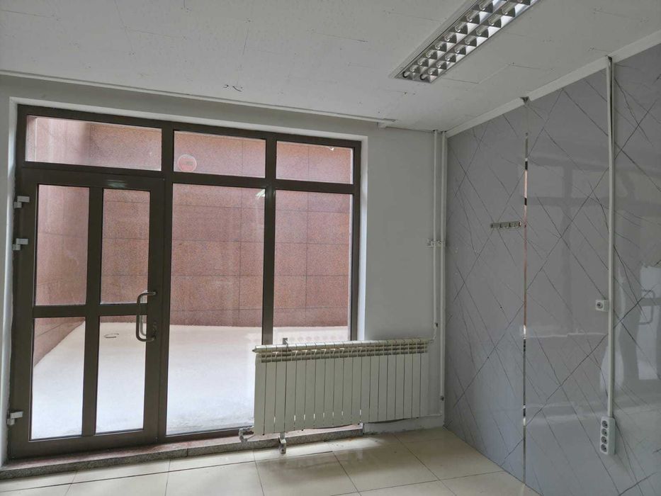 сдам торговые помещение