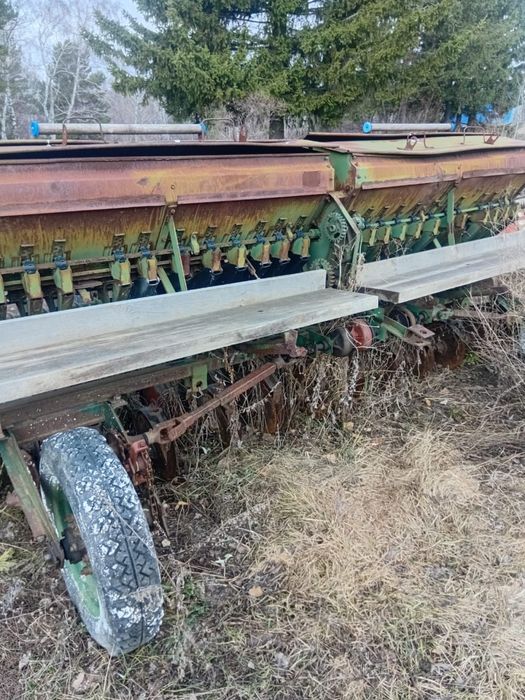 Продам сеялку в хорошем состояний
