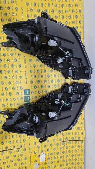 Far faruri halogen led drl Toyota Yaris 3 2014+ HIR2 81130-0DA50