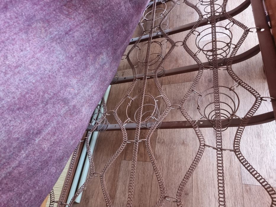 Продам кровать с тумбой