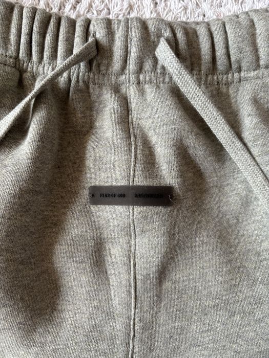 Essentials къси панталони ( Shorts )