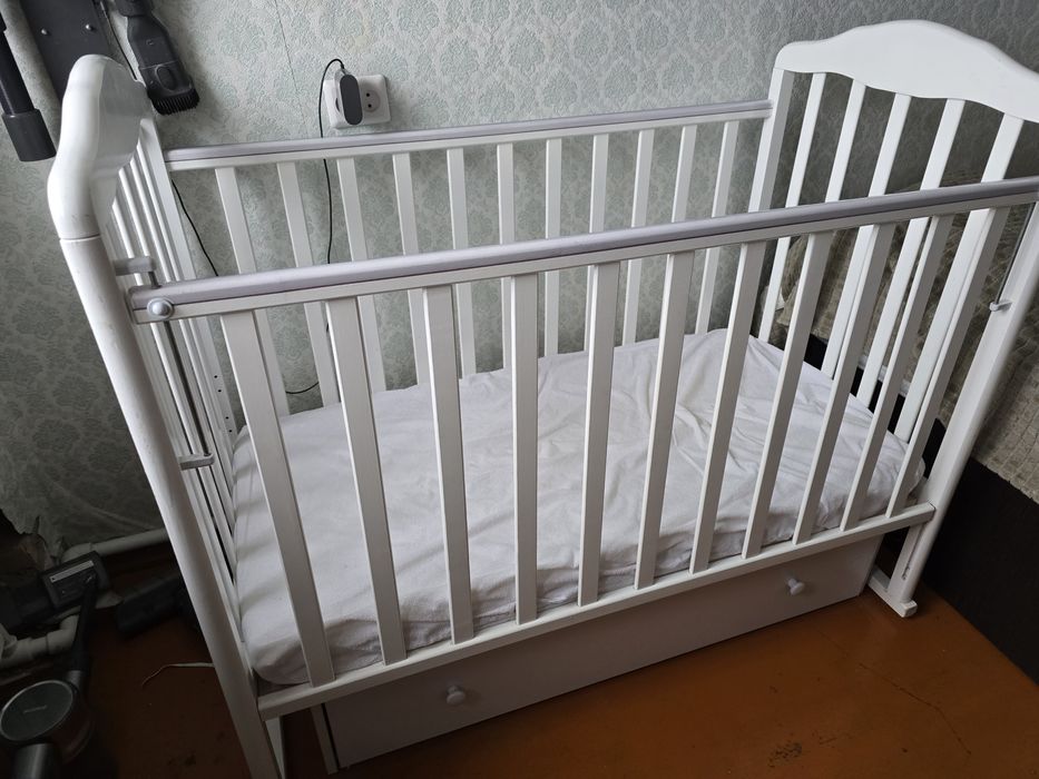 Продам детскую кровать