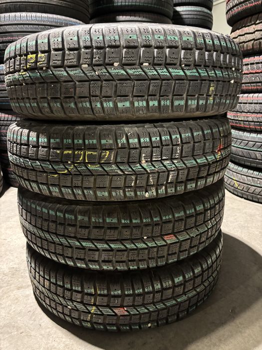 Anvelope 195/80/15 iarna M+S 7mm rover