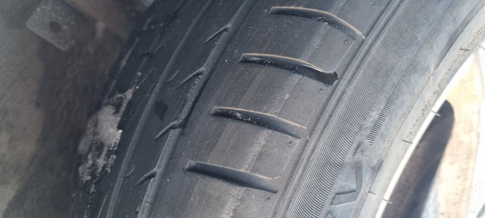 Vând Jante aliaj originale Dacia Duster anvelope 2025-2023