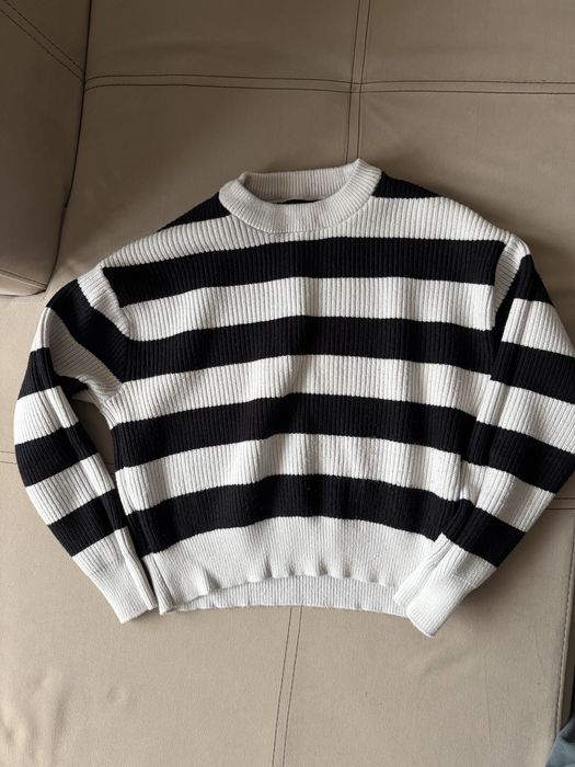 Дамски пуловери.