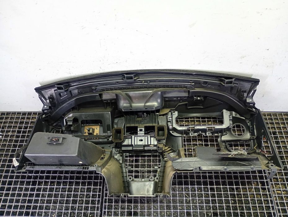 Plansa bord 1127575x Dacia Logan 2 (2013 - 2016) 1.2 benzina D4F732