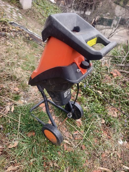 Дробилка за клони