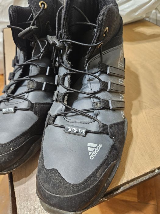 Мъжки обувки Adidas