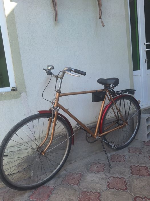 Turist velosipedi sotiladi