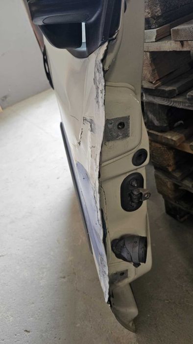 Врата с електрическо огледало за Fiat Doblo, 2013 - 2021, Ударена